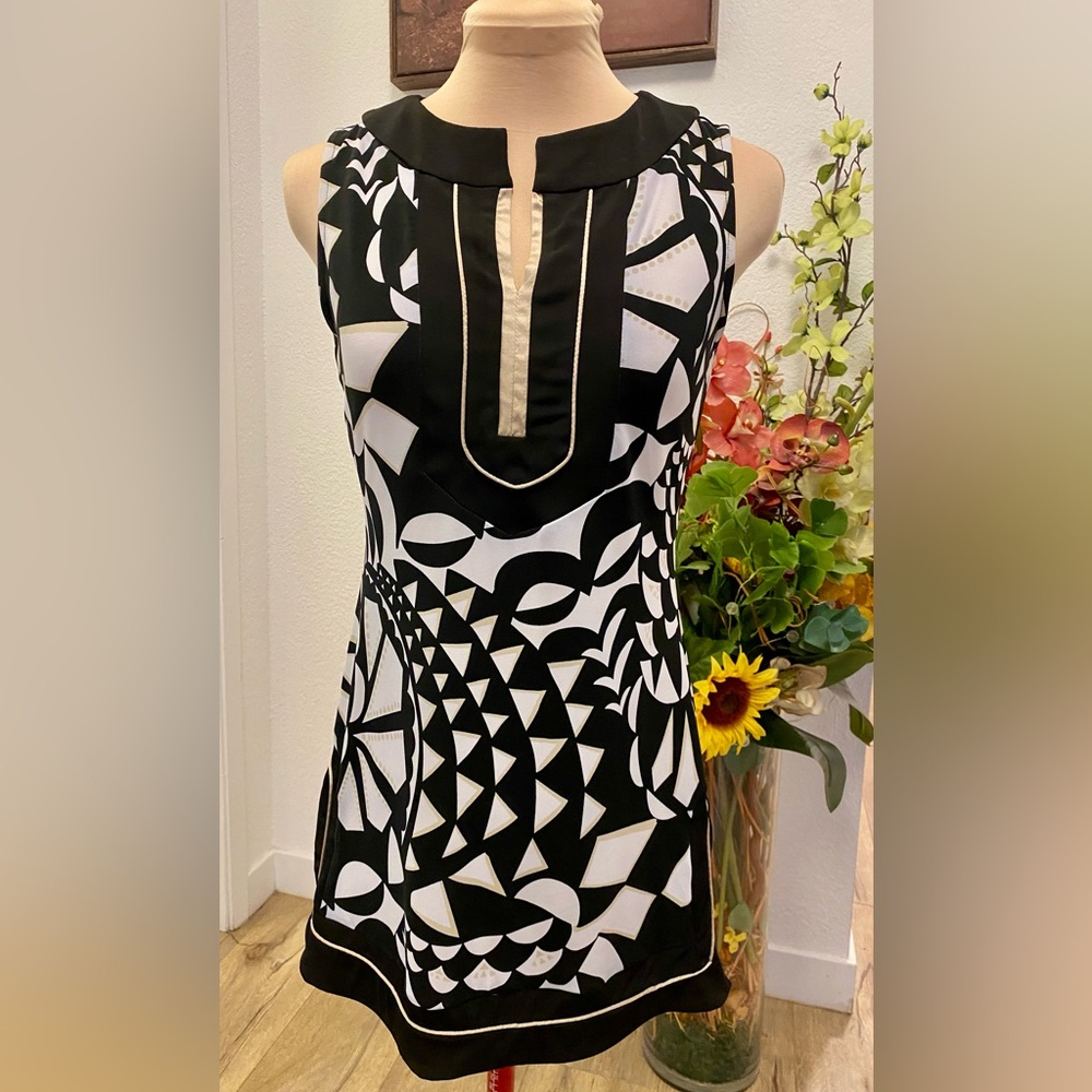 Chic Black and White Patterned Mini Dress